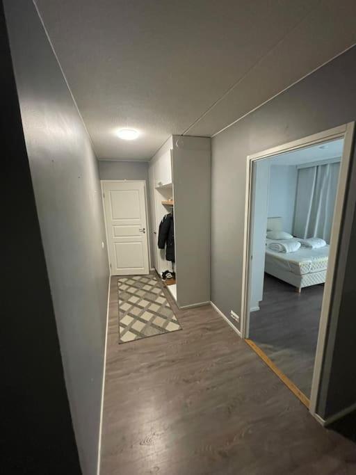 Tilava Kaksio, Saunalla Ja Saehkoeauton Latauksella. Tampere Exterior foto